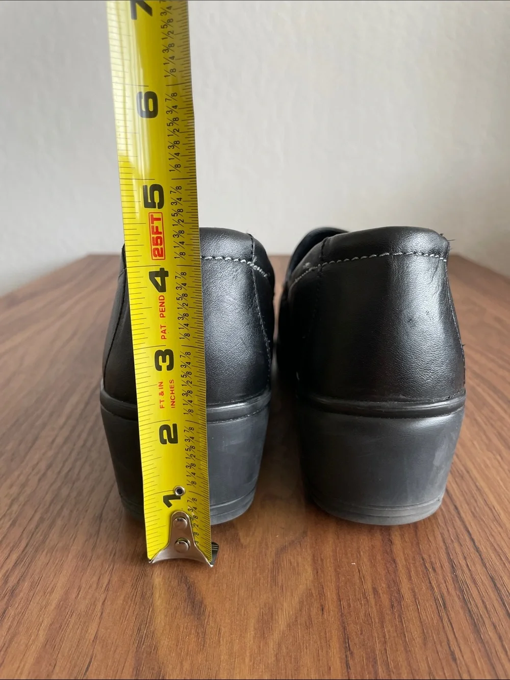 Flexi Black leather Slip-On Leather Loafers